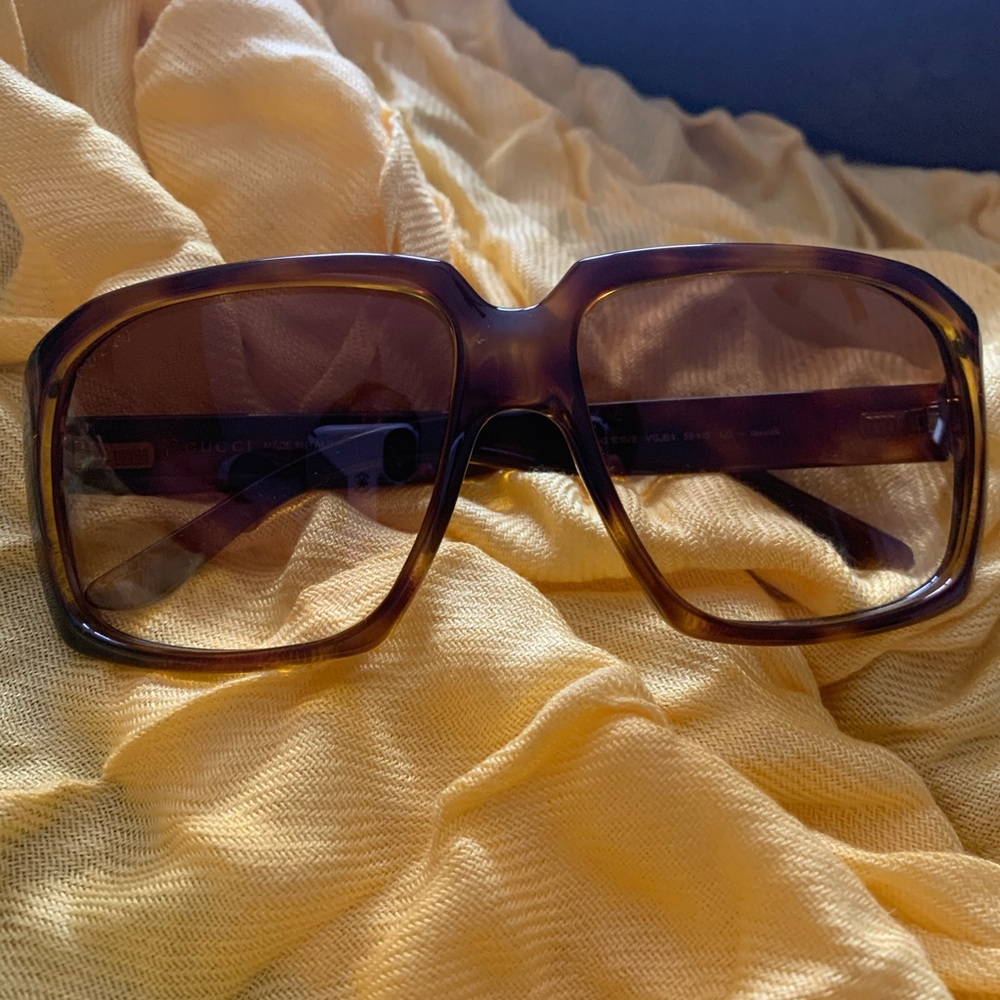 Gucci Vintage Shades - Picture 1 of 4